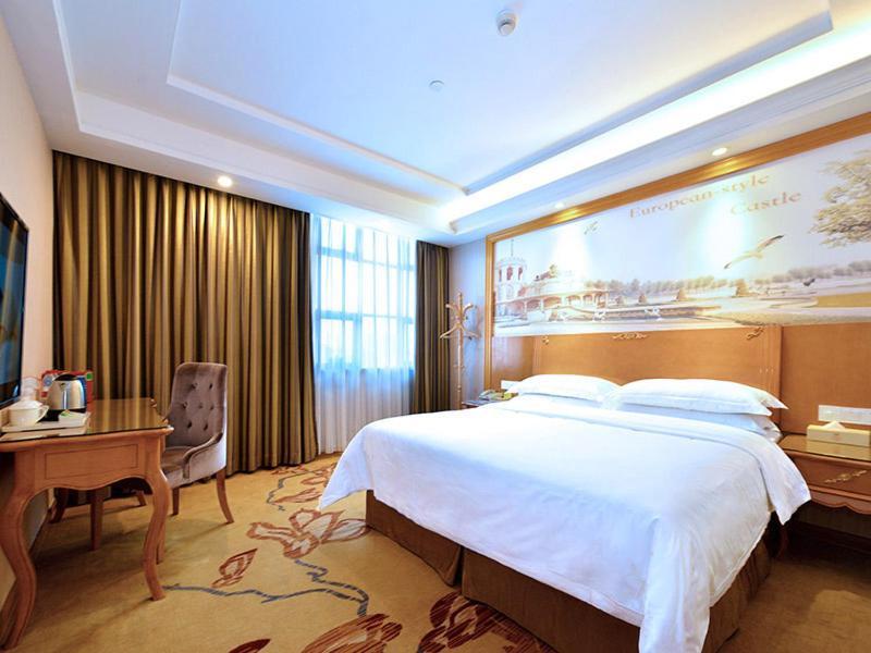 Vienna Classic Hotel Shenzhen Bantian Wuhe Avenue エクステリア 写真