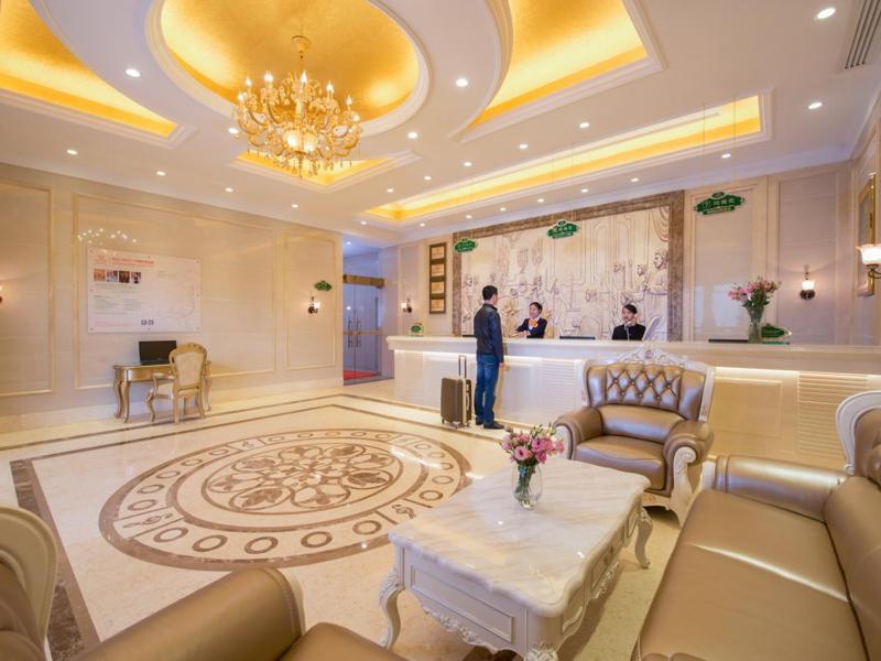 Vienna Classic Hotel Shenzhen Bantian Wuhe Avenue エクステリア 写真